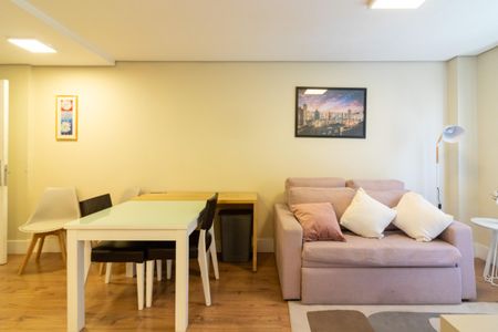 Apartamento para alugar com 38m², 1 quarto e sem vaga Apartamento para alugar com 38m², 1 quarto e sem vagaSala