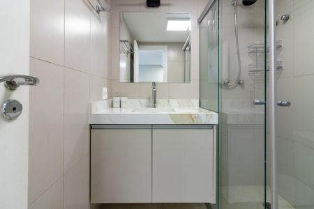 Apartamento para alugar com 38m², 1 quarto e sem vaga Apartamento para alugar com 38m², 1 quarto e sem vagaBanheiro