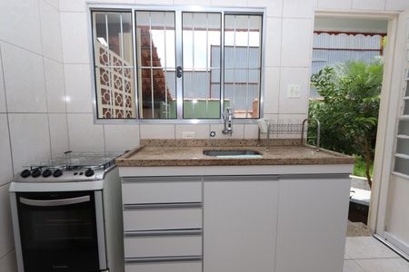 Casa à venda com 300m², 2 quartos e 8 vagasCozinha