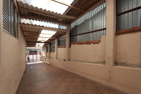 Casa à venda com 300m², 2 quartos e 8 vagasGaragem