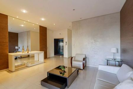 Apartamento à venda com 85m², 3 quartos e 1 vaga Apartamento à venda com 85m², 3 quartos e 1 vagaHall social