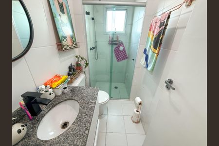 Apartamento à venda com 62m², 2 quartos e 1 vaga Apartamento à venda com 62m², 2 quartos e 1 vagaBanheiro