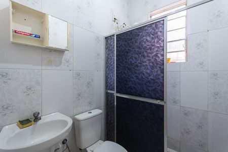 Apartamento para alugar com 60m², 2 quartos e sem vagaBanheiro