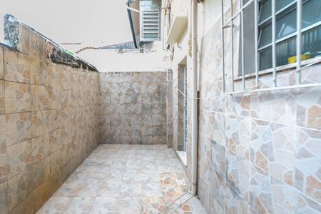 Apartamento para alugar com 60m², 2 quartos e sem vagaÁrea externa