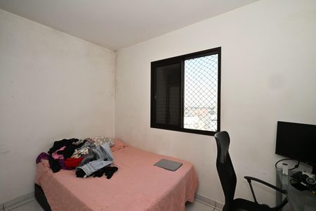 Apartamento à venda com 69m², 2 quartos e 1 vagaQuarto 2