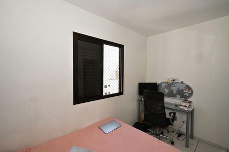 Apartamento à venda com 69m², 2 quartos e 1 vagaQuarto 2