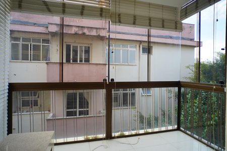 Varanda  de apartamento para alugar com 1 quarto, 42m² em Passo D’areia, Porto Alegre