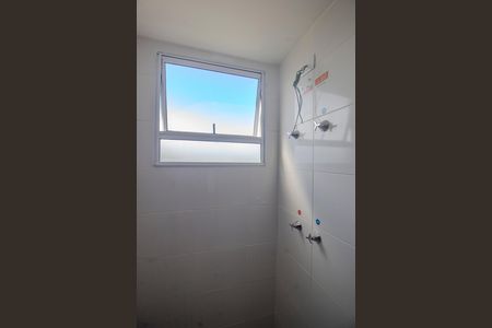 Apartamento à venda com 40m², 2 quartos e 1 vaga Apartamento à venda com 40m², 2 quartos e 1 vagaBanheiro