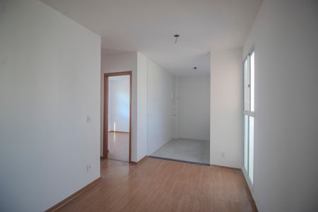 Sala de apartamento à venda com 2 quartos, 40m² em Cavalhada, Porto Alegre