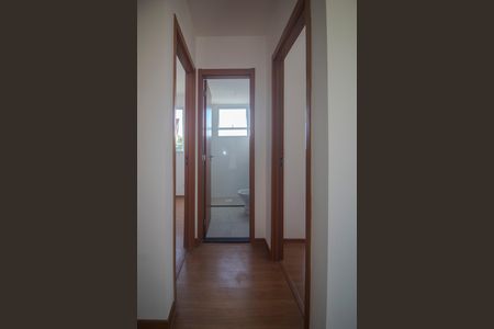 Sala de apartamento à venda com 2 quartos, 40m² em Cavalhada, Porto Alegre