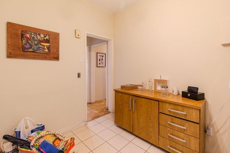 Apartamento à venda com 112m², 2 quartos e 1 vaga Apartamento à venda com 112m², 2 quartos e 1 vagaHall de entrada