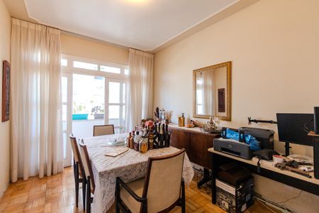 Apartamento à venda com 112m², 2 quartos e 1 vaga Apartamento à venda com 112m², 2 quartos e 1 vagaSala de Jantar