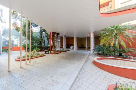 Apartamento à venda com 112m², 2 quartos e 1 vaga Apartamento à venda com 112m², 2 quartos e 1 vagaÁrea comum