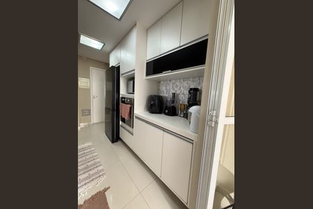 Apartamento para alugar com 104m², 3 quartos e 2 vagasCozinha