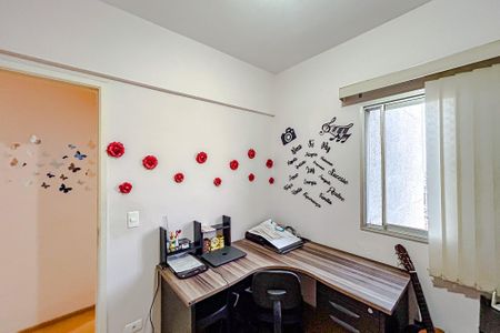 Apartamento à venda com 70m², 3 quartos e 2 vagasQuarto 2