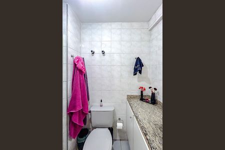 Apartamento à venda com 70m², 3 quartos e 2 vagasBanheiro da Suíte