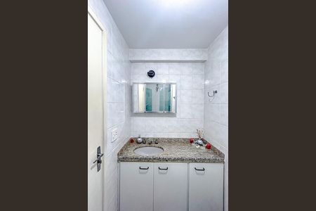 Apartamento à venda com 70m², 3 quartos e 2 vagasBanheiro
