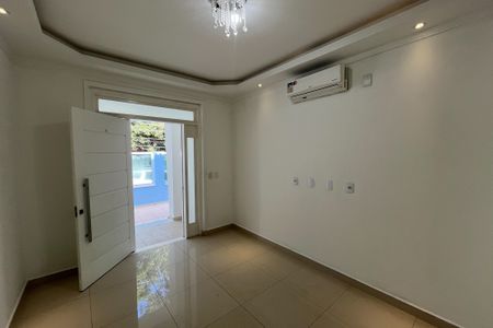 sala de casa para alugar com 3 quartos, 200m² em Jardim Guanabara, Rio de Janeiro