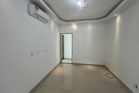 sala de casa para alugar com 3 quartos, 200m² em Jardim Guanabara, Rio de Janeiro