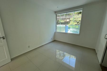 Casa para alugar com 230m², 3 quartos e sem vaga Casa para alugar com 230m², 3 quartos e sem vagaquarto 3