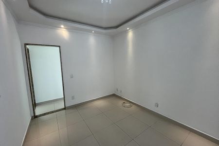 sala de casa para alugar com 3 quartos, 200m² em Jardim Guanabara, Rio de Janeiro