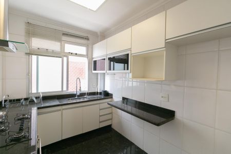 Apartamento para alugar com 110m², 3 quartos e 2 vagas