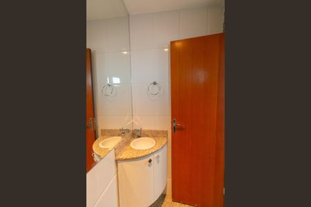 Apartamento para alugar com 110m², 3 quartos e 2 vagas