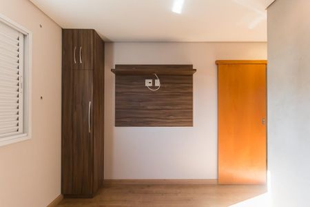 Apartamento para alugar com 70m², 2 quartos e 2 vagasQuarto 2 - Suíte