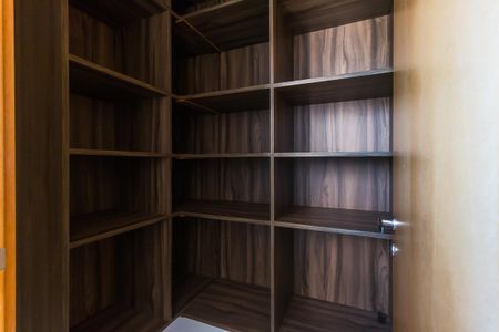 Apartamento para alugar com 70m², 2 quartos e 2 vagasDespensa
