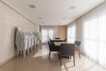Apartamento para alugar com 70m², 2 quartos e 2 vagasÁrea comum - Salão de festas