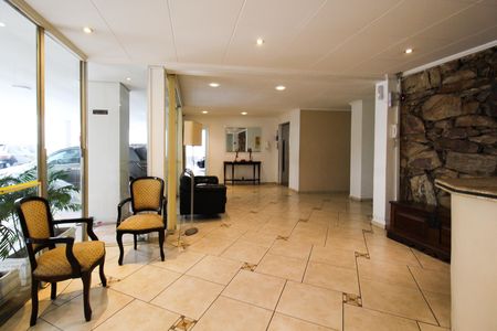 Apartamento para alugar com 76m², 2 quartos e 1 vagaHall