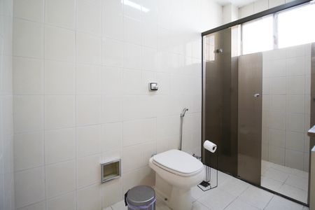 Apartamento para alugar com 76m², 2 quartos e 1 vagaBanheiro