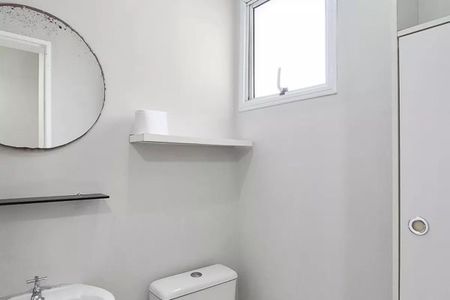 Banheiro  de apartamento à venda com 2 quartos, 50m² em Bairro dos Casa, São Bernardo do Campo