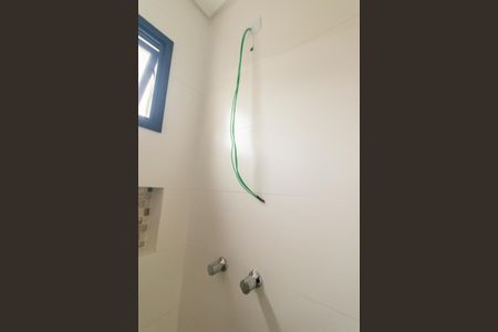 Banheiro Social de apartamento para alugar com 1 quarto, 29m² em Cajuru, Curitiba
