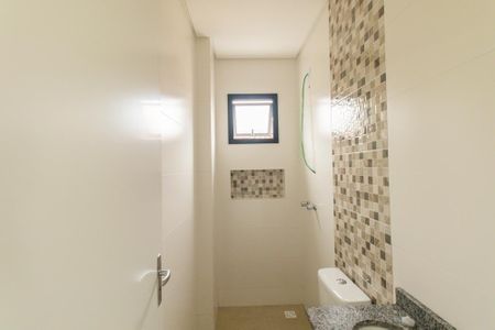 Banheiro Social de apartamento para alugar com 1 quarto, 29m² em Cajuru, Curitiba