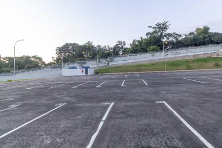 Apartamento para alugar com 68m², 2 quartos e 1 vaga Apartamento para alugar com 68m², 2 quartos e 1 vagaÁrea comum - Garagem