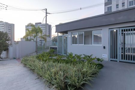 Apartamento para alugar com 68m², 2 quartos e 1 vaga Apartamento para alugar com 68m², 2 quartos e 1 vagaFachada