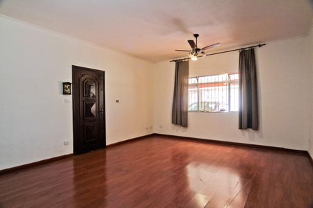 Casa à venda com 3 quartos, 139m² em Vila Barreto, São Paulo
