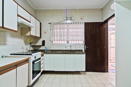 Casa à venda com 139m², 3 quartos e 2 vagas