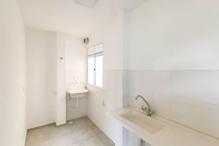 Apartamento para alugar com 42m², 2 quartos e 1 vaga Apartamento para alugar com 42m², 2 quartos e 1 vagaCozinha e Área de Serviço