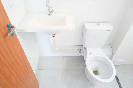 Apartamento para alugar com 42m², 2 quartos e 1 vaga Apartamento para alugar com 42m², 2 quartos e 1 vagaBanheiro