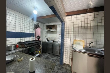 Casa à venda com 158m², 3 quartos e 2 vagas