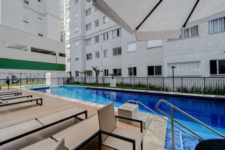 Apartamento à venda com 27m², 1 quarto e sem vaga Apartamento à venda com 27m², 1 quarto e sem vagaÁrea comum - Piscina