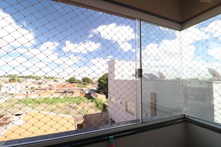 Sacada de apartamento para alugar com 2 quartos, 52m² em Aclimação, Uberlândia