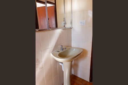 Casa para alugar com 100m², 2 quartos e 1 vagaBanheiro