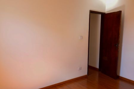 Casa para alugar com 100m², 2 quartos e 1 vagaQuarto 2