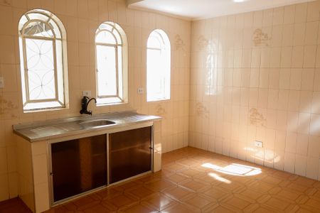 Casa para alugar com 100m², 2 quartos e 1 vagaCozinha