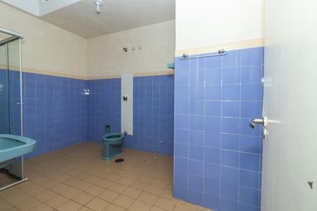 Casa para alugar com 100m², 2 quartos e 1 vaga Casa para alugar com 100m², 2 quartos e 1 vagaBanheiro