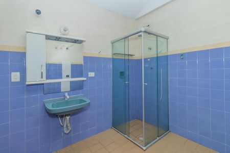 Casa para alugar com 100m², 2 quartos e 1 vaga Casa para alugar com 100m², 2 quartos e 1 vagaBanheiro