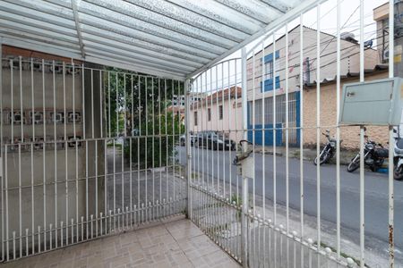 Casa para alugar com 100m², 2 quartos e 1 vaga Casa para alugar com 100m², 2 quartos e 1 vagaGaragem